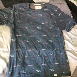 Perfect light summer t-shirt!